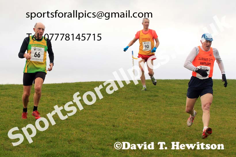 Womens 35+ and Mens 65+ 2023 NEMAA Cross Country, Croft Circuit, North Yorkshire. Photo: David T. Hewitson/Sports for All Pics